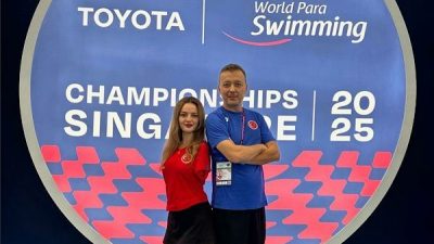 Eskişehir B&uuml;y&uuml;kşehir Spor Kul&uuml;b&uuml;&rsquo;n&uuml;n milli paralimpik y&uuml;z&uuml;c&uuml;s&uuml; S&uuml;meyye Boyacı, Singapur&rsquo;da