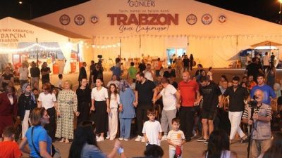 Trabzon&rsquo;un k&uuml;lt&uuml;rel ve sanatsal zenginliklerinin her y&ouml;n&uuml;yle tanıtıldığı etkinliklerde, il&ccedil;e
