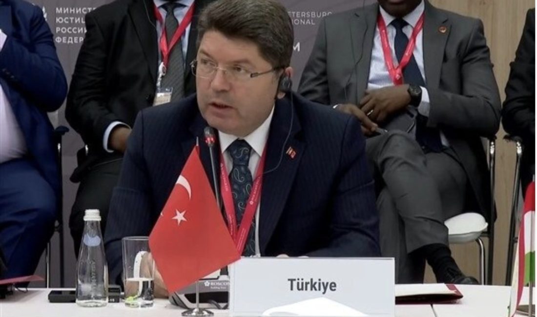 Adalet Bakanı Yılmaz Tun&ccedil;, &lsquo;T&uuml;rkiye Y&uuml;zyılı Buluşmaları&rsquo; programı kapsamında k&uuml;lt&uuml;r&uuml;,