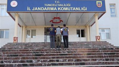 Tunceli İl Jandarma Komutanlığı ekipleri, aranan su&ccedil;lulara y&ouml;nelik operasyon d&uuml;zenledi.