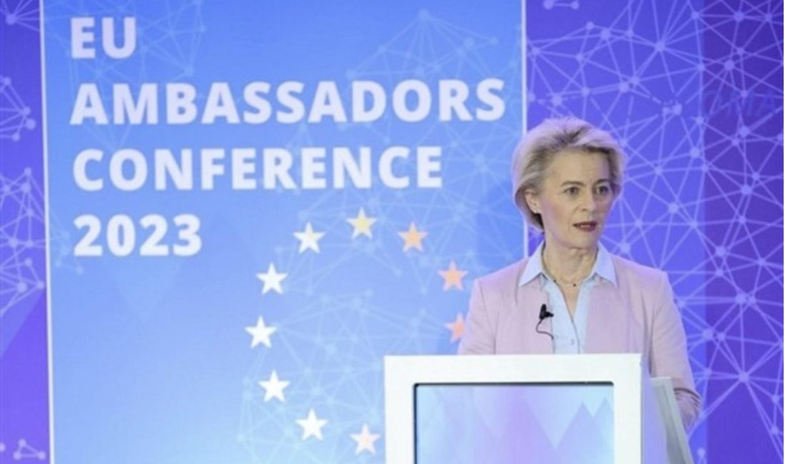 Avrupa Komisyonu Başkanı Ursula von der Leyen, Rusya&rsquo;nın d&uuml;n gece