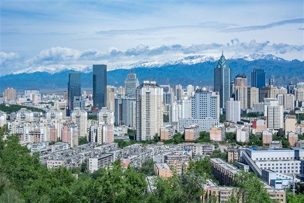 &Ccedil;in&rsquo;in Xinjiang Uygur &Ouml;zerk B&ouml;lgesi&rsquo;nin kuruluşunun 70. yıld&ouml;n&uuml;m&uuml;n&uuml; kutlama konferansı,