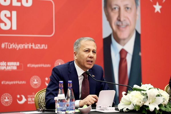 İ&ccedil;işleri Bakanı Yerlikaya, Suriyelilerin g&ouml;n&uuml;ll&uuml; geri d&ouml;n&uuml;ş s&uuml;recine ilişkin a&ccedil;ıklama