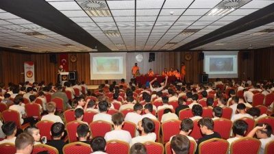 Yıldırım Belediyesi Afet İşleri M&uuml;d&uuml;rl&uuml;ğ&uuml; personeli, Bursa Merkez Anadolu İmam