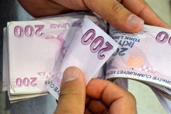 Yurtdışına &ccedil;ıkış harcına zam geldi. Karar Resmi Gazete'de yayımlandı. B&ouml;ylece&nbsp;Resmi