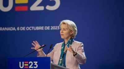 Von der Leyen, saldırıda hayatını kaybedenlerin ailelerine, mağdurlara ve İngiltere&rsquo;deki