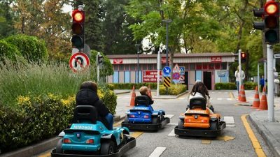 Ankara B&uuml;y&uuml;kşehir Belediyesi tarafından &nbsp;kentte yaşayan &ccedil;ocukların erken yaşta trafik