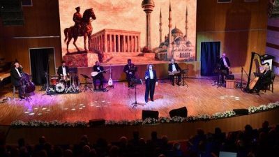 Ankara&rsquo;nın başkent ilan edilişinin 102. yıl d&ouml;n&uuml;m&uuml; kapsamında kent genelinde