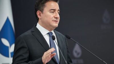 Babacan, a&ccedil;ıklamasında BES&rsquo;in tasarruf oranlarını artırmak amacıyla kendi d&ouml;nemlerinde kurulduğunu
