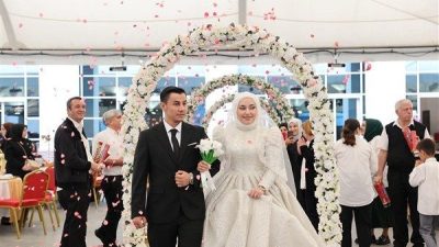 Bağcılar Belediyesi tarafından geleneksel hale getirilen toplu d&uuml;ğ&uuml;n ş&ouml;leninin bu