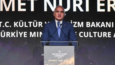 Bakan Ersoy a&ccedil;ıklamasında, Numan Efendi Halk K&uuml;t&uuml;phanesi 1.483 metrekarelik alanıyla