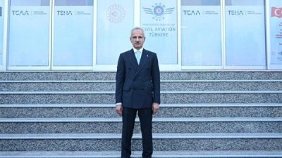 Ulaştırma ve Altyapı Bakanı Abdulkadir Uraloğlu,&nbsp;Enerji ve Tabii Kaynaklar Eski