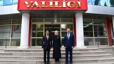 Gen&ccedil;lik ve Spor Bakan Yardımcısı Do&ccedil;. Dr. Safa Ko&ccedil;oglu,&nbsp;Valilik Şeref