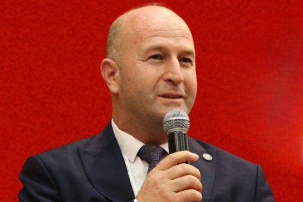 İYİ Parti Orhangazi İl&ccedil;e Başkanı B&uuml;lent Bakış, son g&uuml;nlerde g&uuml;ndeme