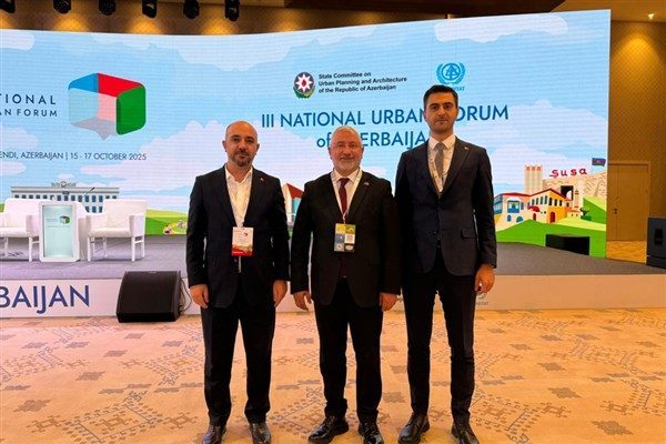 &Ccedil;orum Belediye Başkanı Aşgın, Azerbaycan&rsquo;ın Hankendi şehrinde d&uuml;zenlenen &lsquo;3. Azerbaycan