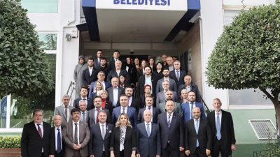Bursa B&uuml;y&uuml;kşehir Belediye Başkanı Mustafa Bozbey, &lsquo;Başkan Bozbey Burada&rsquo; projesi