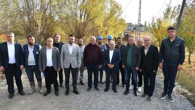Kayseri B&uuml;y&uuml;kşehir Belediye Başkanı Memduh B&uuml;y&uuml;kkılı&ccedil;, AK Parti Kayseri İl