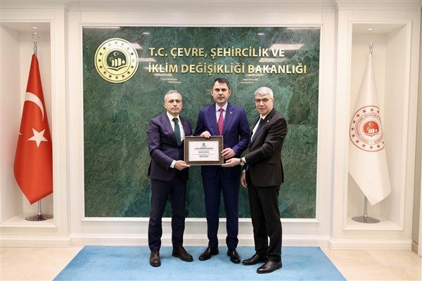Osmaniye İl Belediye Başkanı İbrahim &Ccedil;enet, AK Parti Milletvekili Seydi