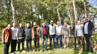 &Ccedil;orlu Belediye Başkanı Ahmet Sarıkurt, &Ccedil;orlu Avcılar Derneği tarafından Ulaş