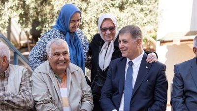 İzmir B&uuml;y&uuml;kşehir Belediye Başkanı Tugay, T&uuml;rkiye Muharip Gaziler Derneği İzmir
