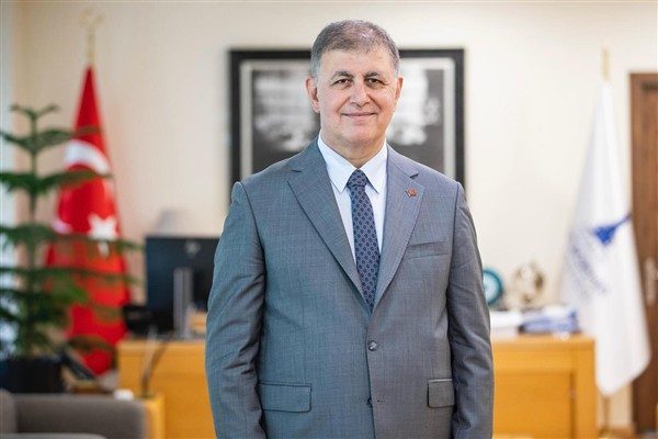 İzmir B&uuml;y&uuml;kşehir Belediye Başkanı Tugay, T&uuml;rkiye Sağlıklı Kentler Birliği'nin 44.