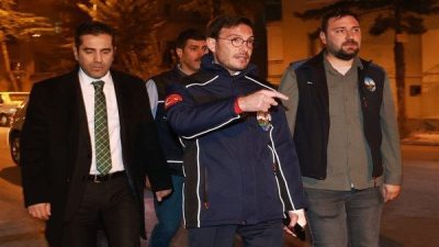 İnceleme programına G&uuml;neşli Mahallesi&rsquo;nden başlayan Başkan Yazıcıoğlu, burada yapımı s&uuml;ren