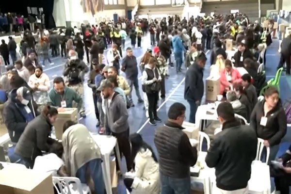 Se&ccedil;im kurulunun "&ouml;n" sayımında oyların y&uuml;zde 97'sinden biraz fazlası sayıldığında,