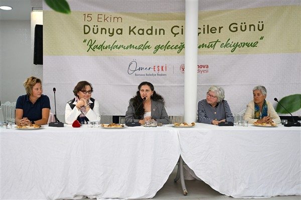 EVKA-4&rsquo;teki Şahin Tepesi &Ccedil;ok Ama&ccedil;lı Salonu&rsquo;nda ger&ccedil;ekleşen etkinlikte kadın emeğinin