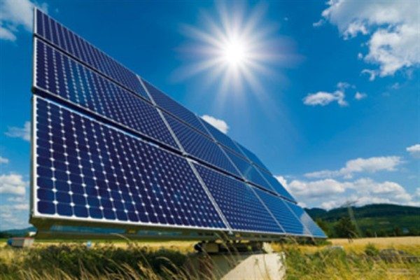 G&uuml;neş enerjisinin, vatandaşların kişisel yatırımlar yoluyla &uuml;lkenin enerji d&ouml;n&uuml;ş&uuml;m&uuml;ne doğrudan
