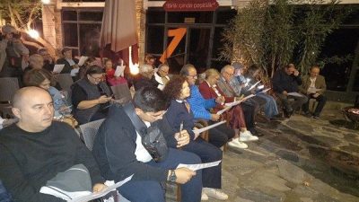 &nbsp;Muradiye&rsquo;de yapılan son gezek buluşmasına Bursa Dostlar Gezeği&rsquo;nin saz ustaları
