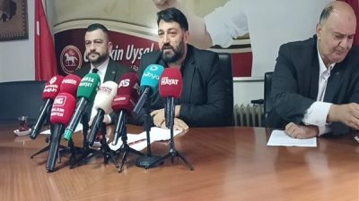 İlk olarak Gazi Mustafa Kemal Atat&uuml;rk&rsquo;&uuml;n mirasına atıfta bulunarak, &uuml;&ccedil;