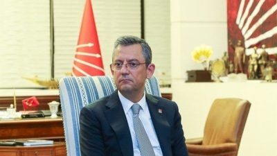 CHP Genel Başkanı &Ouml;zg&uuml;r &Ouml;zel,&nbsp;Hollanda&rsquo;nın başkenti Amsterdam&rsquo;da d&uuml;zenlenen Avrupa Sosyalist