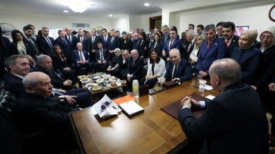 Cumhurbaşkanı Recep Tayyip Erdoğan, T&uuml;rkiye B&uuml;y&uuml;k Millet Meclisi (TBMM) Başkanı