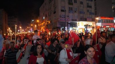 Erdemli Belediye Başkanı Mustafa Kara, &ldquo;Binler bug&uuml;n Cumhuriyete sahip &ccedil;ıkmak