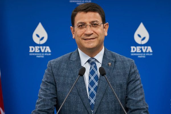 Başkan Yardımcısı Şahin yaptığı basın a&ccedil;ıklamasında &ldquo;Bu ziyaretin faturası, T&uuml;rk