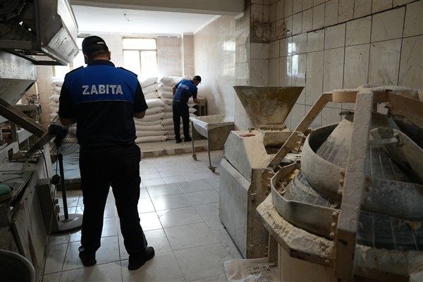 Zabıta M&uuml;d&uuml;rl&uuml;ğ&uuml; ekipleri, halk sağlığını korumak ve gıda g&uuml;venliğini sağlamak