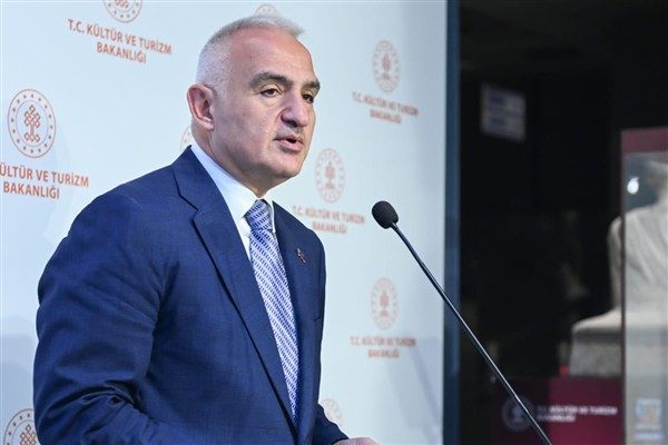 K&uuml;lt&uuml;r ve Turizm Bakanı Ersoy, T&uuml;rkiye K&uuml;lt&uuml;r Yolu Festivali kapsamında