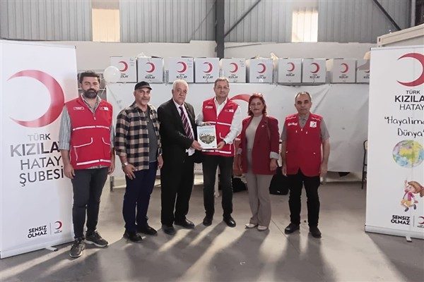 T&uuml;rk Kızılayı Hatay İl Başkanı H&uuml;seyin Kimyonoğlu&rsquo;nu Kızılay Haftası dolayısıyla