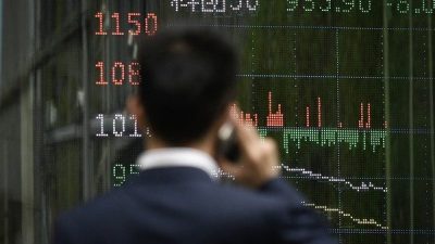 &Ccedil;in Başbakan Yardımcısı He Lifeng, sermaye piyasasındaki reformların ve dışa