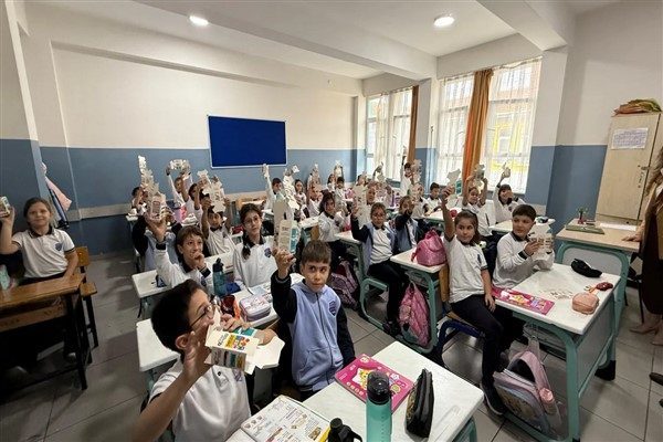 İneg&ouml;l Belediyesi 9. Kitap G&uuml;nleri i&ccedil;in geri sayım başladı. 31