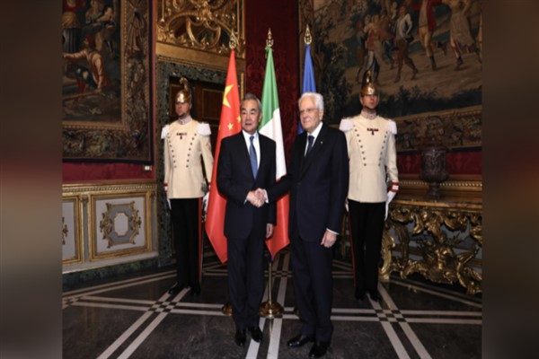 Mattarella g&ouml;r&uuml;şmede, kısa s&uuml;re &ouml;nce d&uuml;zenlenen İtalya-&Ccedil;in H&uuml;k&uuml;metler Arası Komitesi&rsquo;nin