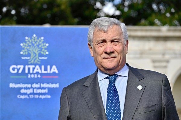 Tajani a&ccedil;ıklamasında, saldırının Yom Kippur g&uuml;n&uuml;nde Yahudi toplumuna y&ouml;nelik &ccedil;ok