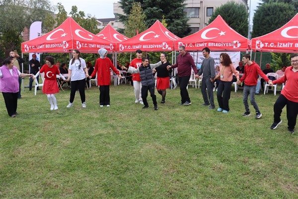 İzmit Belediyesi'nin otizmli bireylere y&ouml;nelik hizmet sunduğu Otizm Spor ve