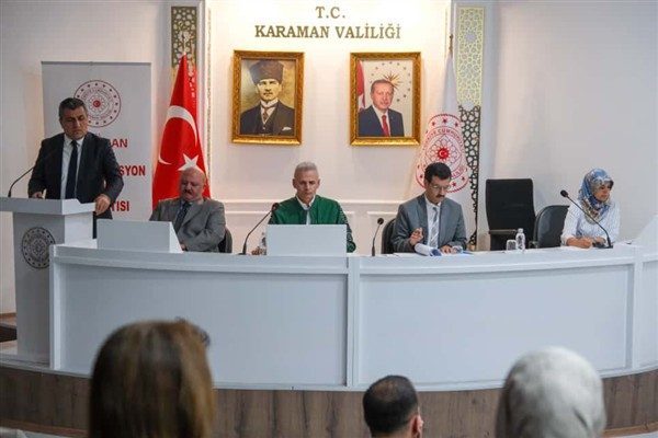 Karamanoğlu Mehmet Bey Toplantı salonunda yatırımcı kuruluşların temsilcilerinin katılımıyla ger&ccedil;ekleştirilen
