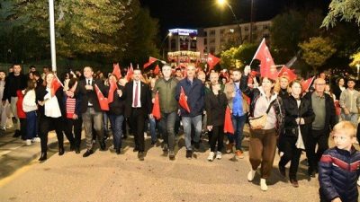 29 Ekim 2025 &Ccedil;arşamba akşamı saat 20.00&rsquo;de Alparslan T&uuml;rkeş Meydanı&rsquo;ndan
