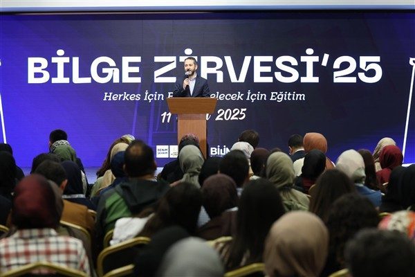 Konya B&uuml;y&uuml;kşehir Belediyesi&rsquo;nin ev sahipliğinde Uluslararası BİLİMUM Geleceğin Eğitimi Zirvesi