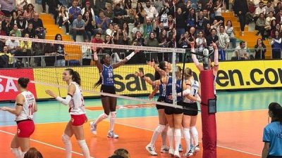 Vodafone Sultanlar Ligi&rsquo;nin 2&rsquo;nci haftasında Nil&uuml;fer Belediyespor Eker, Cengiz G&ouml;ll&uuml;