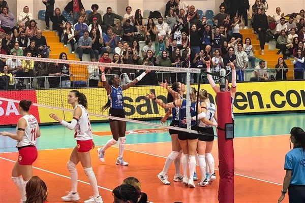 Vodafone Sultanlar Ligi&rsquo;nin 2&rsquo;nci haftasında Nil&uuml;fer Belediyespor Eker, Cengiz G&ouml;ll&uuml;