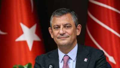 CHP Genel Başkanı &Ouml;zel, İstanbul&rsquo;un kurtuluşunun 102. yıl d&ouml;n&uuml;m&uuml;nde; başta