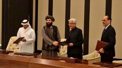 Pakistan medyasındaki haberlere g&ouml;re, Pakistan Savunma Bakanı Khawaja Asif, Pazar